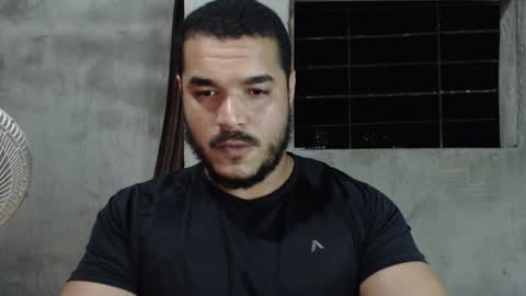 Snapshot of mcgregor_sexhot chatting on December 4, 2024, 4:21 am Mcgregor online show from December 4, 2024, 4:21 am