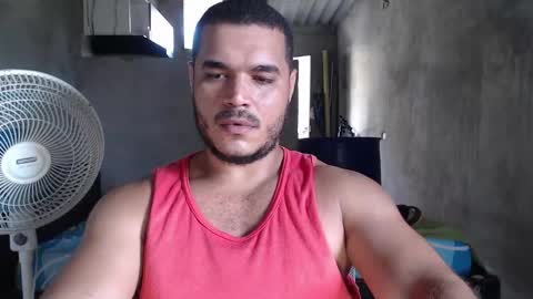 Snapshot of mcgregor_sexhot chatting on December 19, 2024, 6:34 pm Mcgregor online show from December 19, 2024, 6:34 pm