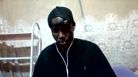 mclntz_bbc online show from February 21, 2025, 4:40 am