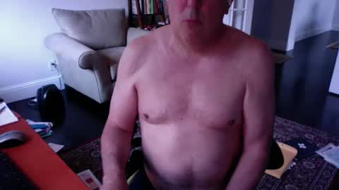 Snapshot of mdog9669 chatting on May 17, 2026, 8:05 pm mdog9669 online show from May 17, 2026, 8:05 pm