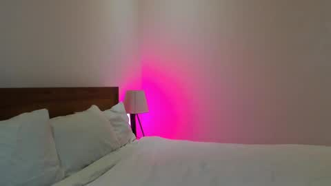 Snapshot of me_lina_ chatting on March 9, 2025, 1:59 pm Alice online show from March 9, 2025, 1:59 pm