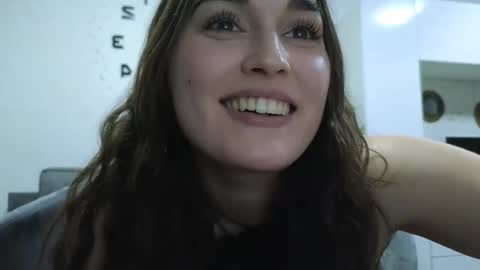 Snapshot of me_lissa_sun chatting on January 11, 2025, 7:38 pm Melissa online show from January 11, 2025, 7:38 pm