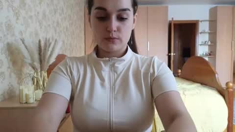 Snapshot of me_lissa_sun chatting on February 7, 2025, 10:08 am Melissa online show from February 7, 2025, 10:08 am