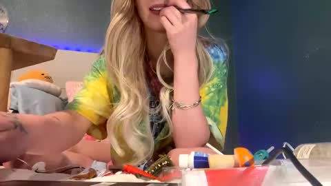 meadowmoon3 online show from October 28, 2025, 9:06 pm