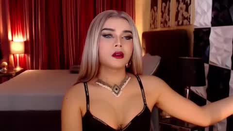 Snapshot of meatyhorsecocktrans chatting on November 21, 2025, 8:13 am meatyhorsecocktrans online show from November 21, 2025, 8:13 am