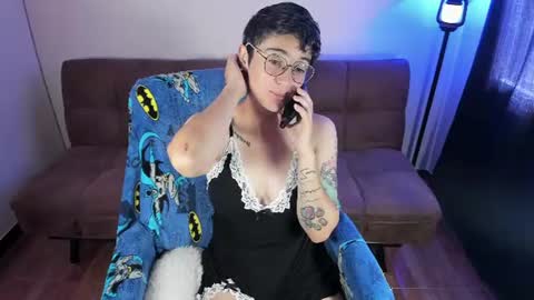 Snapshot of medianocheblue chatting on July 8, 2026, 3:38 pm medianocheblue online show from July 8, 2026, 3:38 pm
