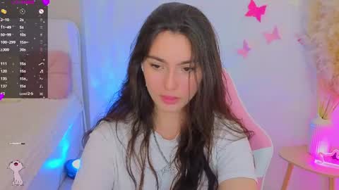 Dina online show from July 4, 2026, 8:04 pm
