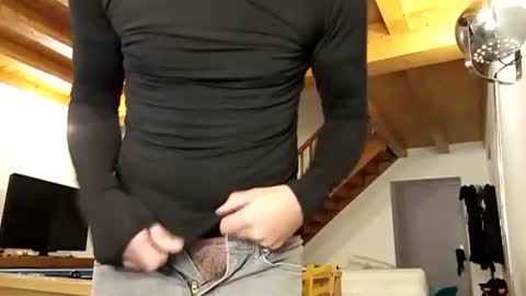 Meditmtc online show from December 6, 2024, 8:18 pm