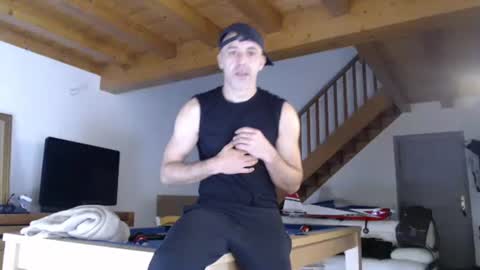 Meditmtc online show from January 3, 2025, 11:57 am