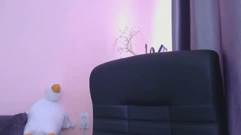 Oltereodora-lima online show from March 19, 2026, 7:01 am