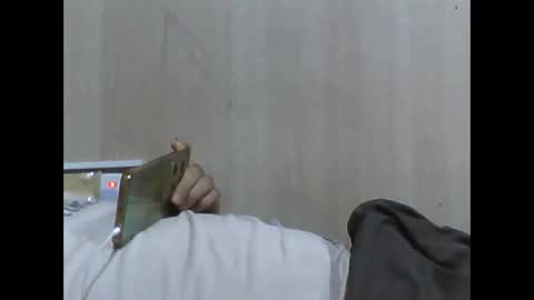 medolove2017 online show from April 11, 2026, 12:04 am