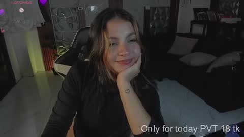 Snapshot of medusa_025 chatting on July 16, 2026, 5:35 am Coral online show from July 16, 2026, 5:35 am