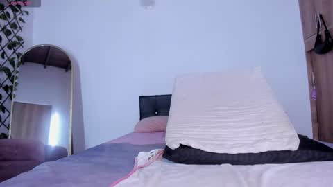 Snapshot of medussa13 chatting on February 27, 2026, 12:05 pm medussa13 online show from February 27, 2026, 12:05 pm