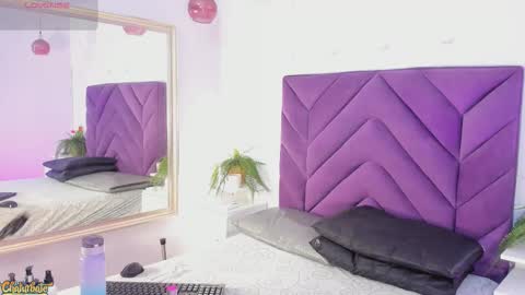 meeganfoox online show from February 2, 2026, 3:38 am