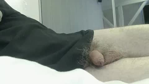 meforu21 online show from January 23, 2025, 8:35 pm