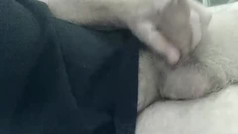 meforu21 online show from February 4, 2025, 5:23 pm