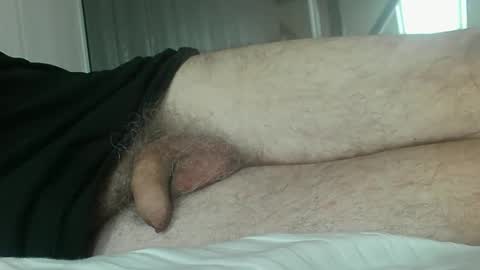 meforu21 online show from October 1, 2025, 9:04 am