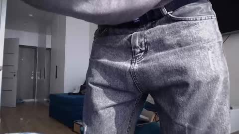 Max online show from March 7, 2025, 11:40 am