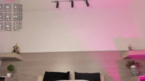   online show from April 16, 2026, 9:39 pm