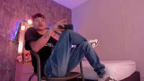 M E G A N online show from December 26, 2024, 7:05 pm