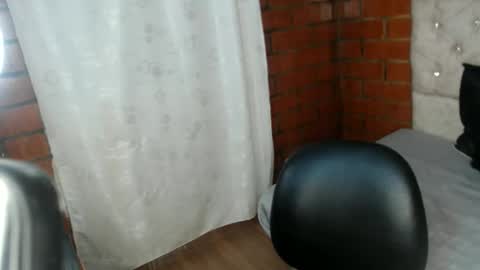 Snapshot of megan_coop3r_ chatting on June 1, 2026, 9:00 am Megan and sophi online show from June 1, 2026, 9:00 am