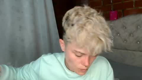 Megan and sophi online show from June 16, 2026, 12:02 am