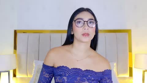 Carolina Paez online show from May 4, 2026, 12:12 pm