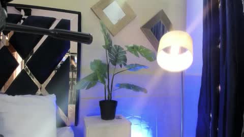 Snapshot of megan_devon chatting on February 16, 2026, 1:07 pm online show from February 16, 2026, 1:07 pm