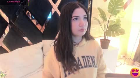 Snapshot of megan_devon chatting on February 19, 2026, 2:24 pm online show from February 19, 2026, 2:24 pm