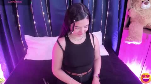 Snapshot of megan_devon chatting on February 24, 2026, 1:20 pm online show from February 24, 2026, 1:20 pm