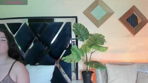 Snapshot of megan_devon chatting on April 13, 2026, 11:37 am online show from April 13, 2026, 11:37 am