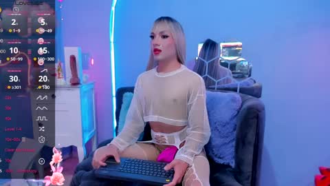 megan do santos online show from February 5, 2025, 8:57 pm