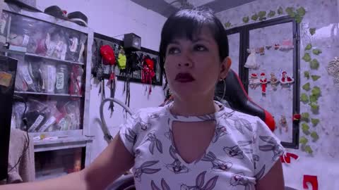 megan grace 20 online show from December 16, 2024, 11:44 am