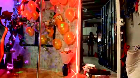 megan grace 20 online show from March 3, 2025, 4:03 pm