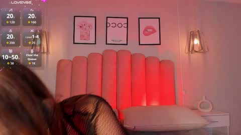 MEGAN online show from April 4, 2026, 4:37 pm