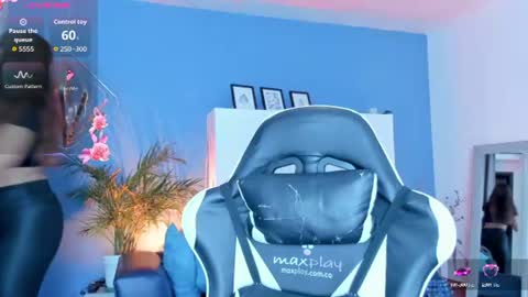    online show from July 8, 2026, 3:44 am