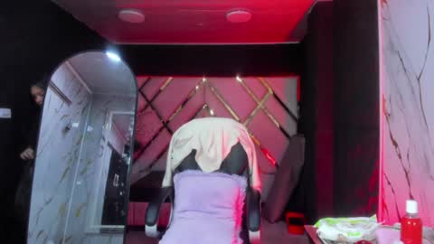 megan_latinn online show from July 14, 2026, 10:21 am