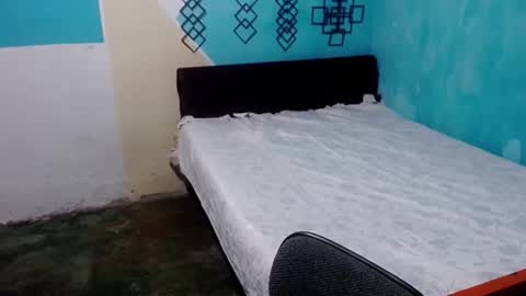 Snapshot of megan_little_ chatting on December 18, 2024, 6:57 pm amanda online show from December 18, 2024, 6:57 pm