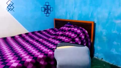 Snapshot of megan_little_ chatting on October 18, 2025, 8:09 pm amanda online show from October 18, 2025, 8:09 pm