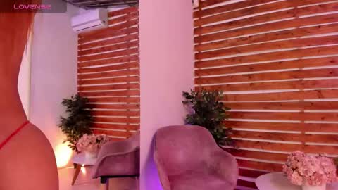 megan_raiin online show from September 10, 2025, 8:58 am