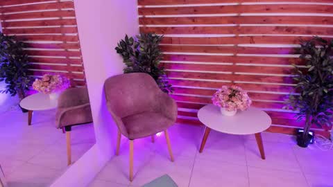 megan_raiin online show from October 8, 2025, 8:34 am