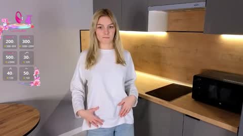 Snapshot of megan_spencer_ chatting on December 1, 2025, 2:00 pm Alissa online show from December 1, 2025, 2:00 pm