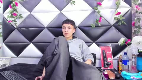 megan_thompsonn_ online show from September 27, 2025, 2:38 am