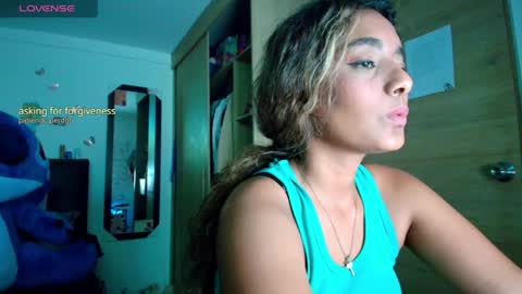 Snapshot of meganadriels96 chatting on April 28, 2026, 2:27 am M E G A N online show from April 28, 2026, 2:27 am