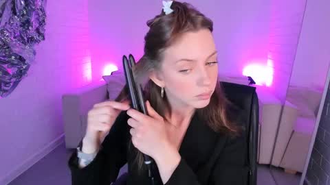Snapshot of meganclapp chatting on June 4, 2026, 5:46 am Megan online show from June 4, 2026, 5:46 am