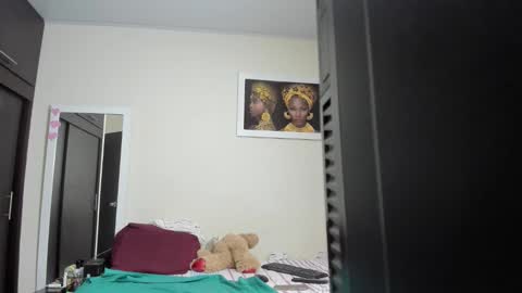 megan        online show from June 6, 2026, 2:27 am