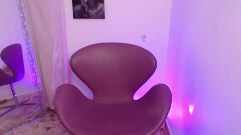 MEGAN online show from May 1, 2026, 11:09 pm