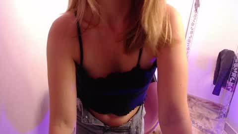 MEGAN online show from June 7, 2026, 11:14 am