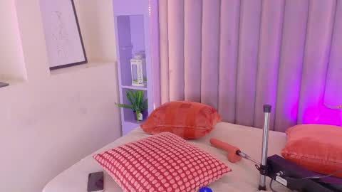 MEGAN online show from June 6, 2026, 3:00 am