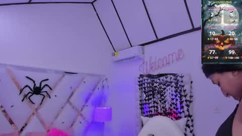 Snapshot of megann__up chatting on October 19, 2025, 7:58 pm Megan online show from October 19, 2025, 7:58 pm